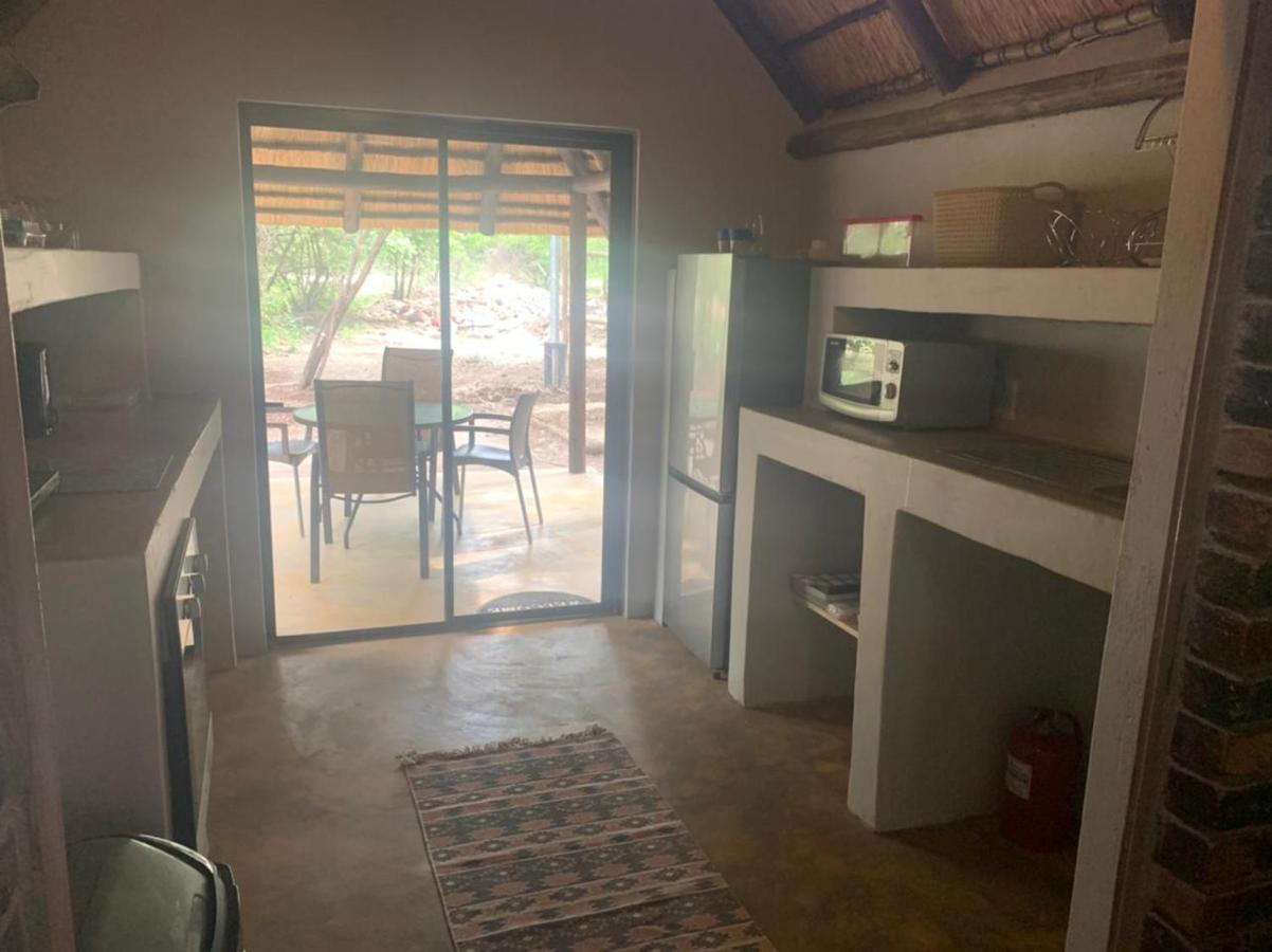 Athule Inn Marloth - Units Marloth Park Esterno foto