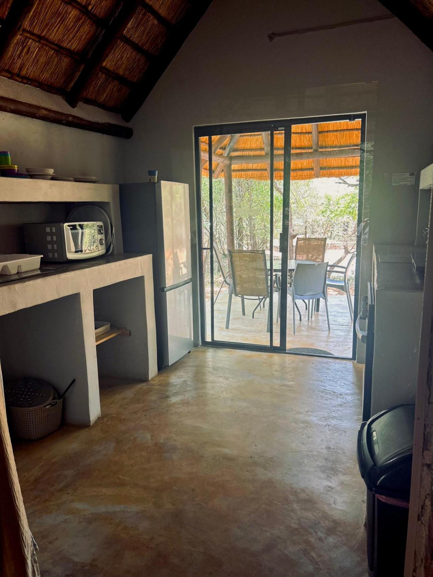 Athule Inn Marloth - Units Marloth Park Esterno foto