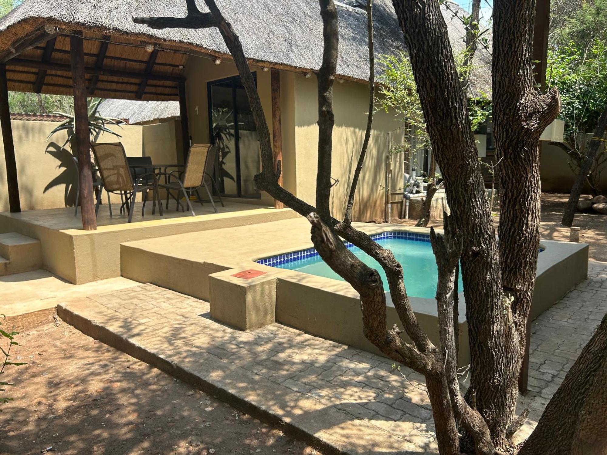 Athule Inn Marloth - Units Marloth Park Esterno foto